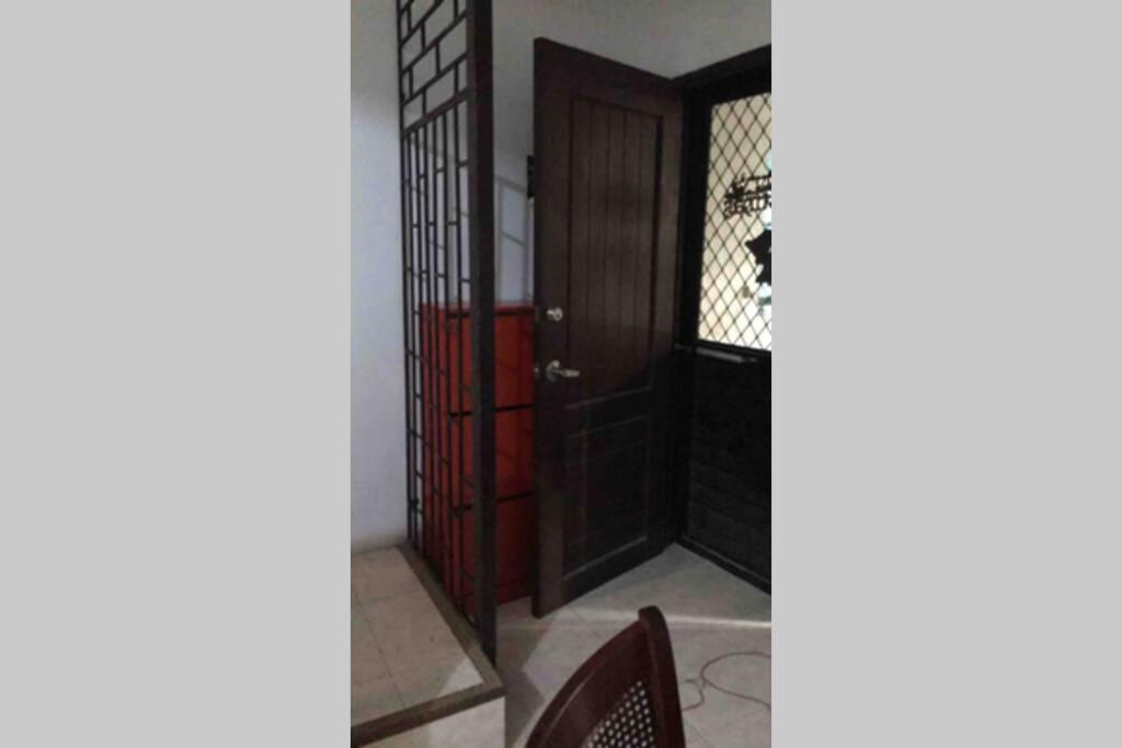 Buder Townhouse Lias Marilao Bulacan Philippines Exterior foto